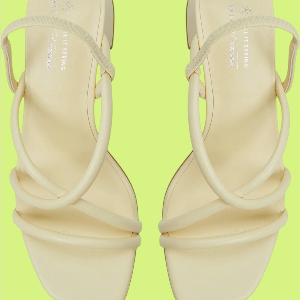 Call It Buttercream Women's Sandals